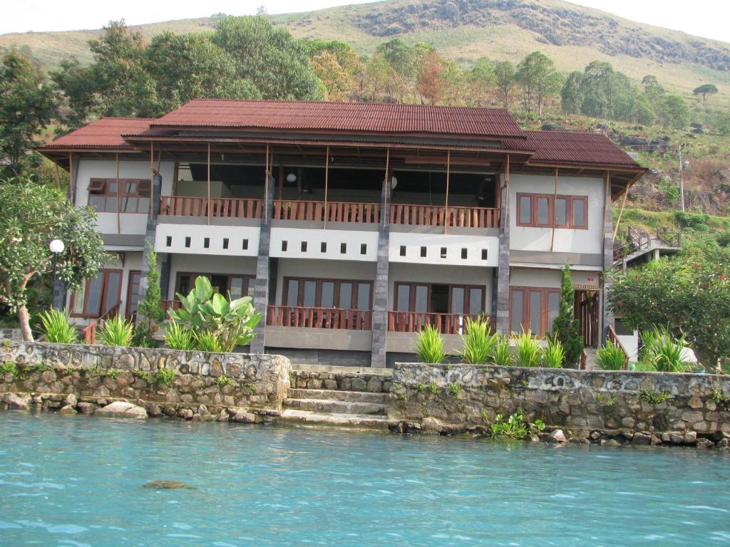 Saulina Resort Pangururan Exterior foto